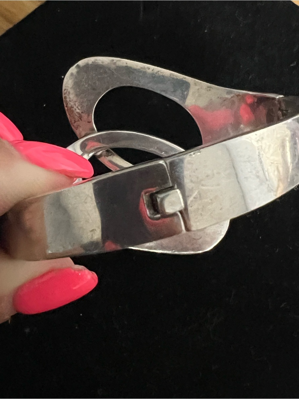 TAXCO 925 Sterling silver vintage bracelet,
Thick and HEAVY - Picture 7 of 9